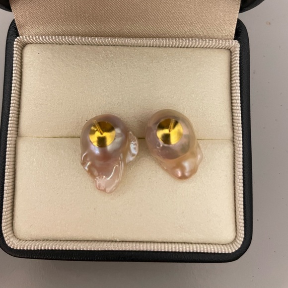 Natural Baroque Pearl Earrings - Picture 2 of 3